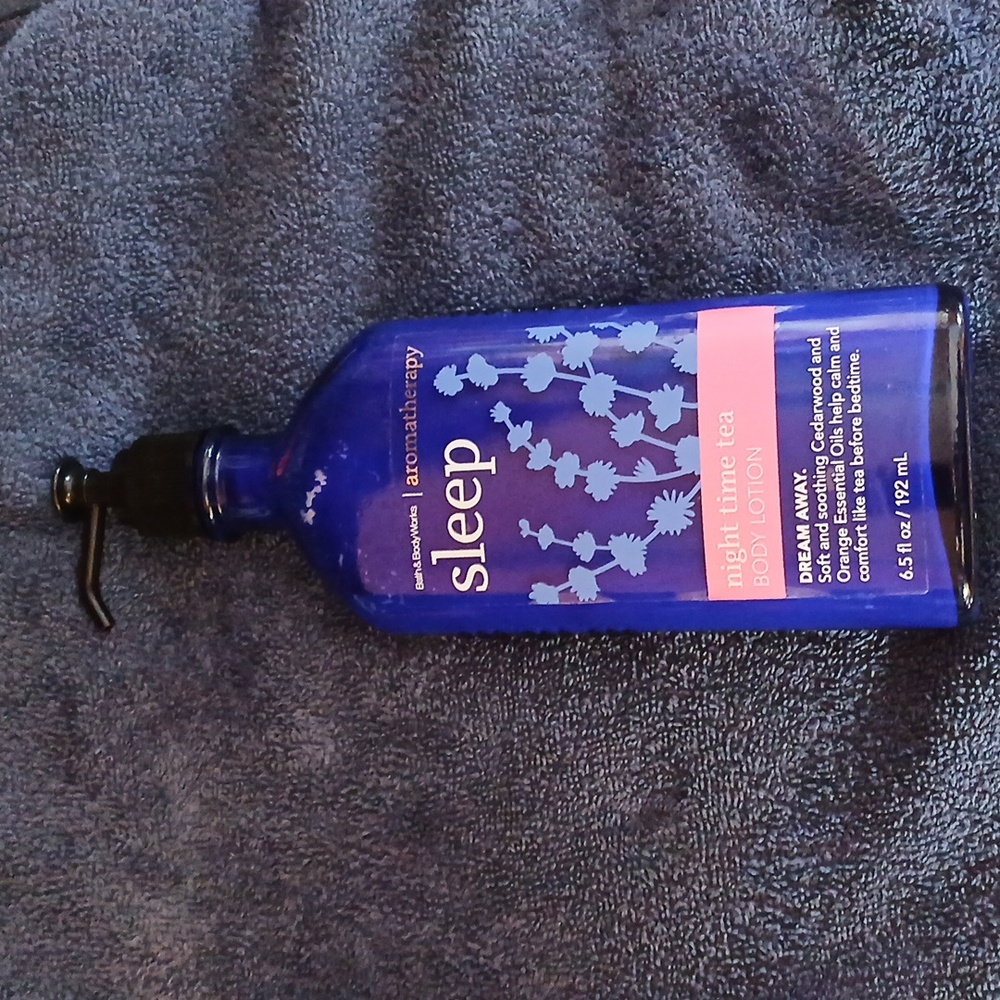 Bath and Body Works aromatherapy  sleep night time tea body lotion 6.5fl oz